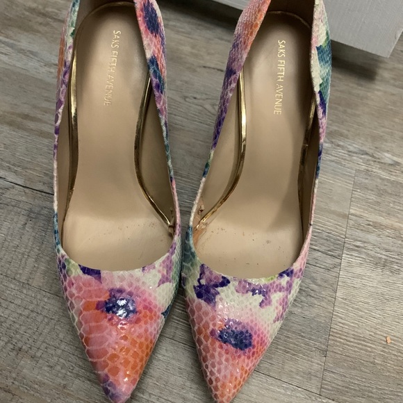 Saks Fifth Avenue Leather Heels - Picture 10 of 10